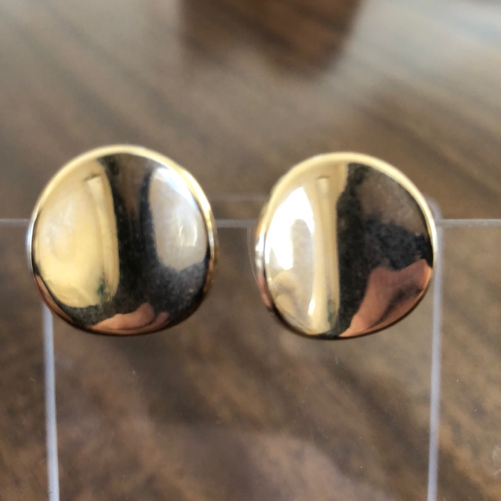 Vintage Avon Curved Disc Spring Clip On Earrings Gold… Gem